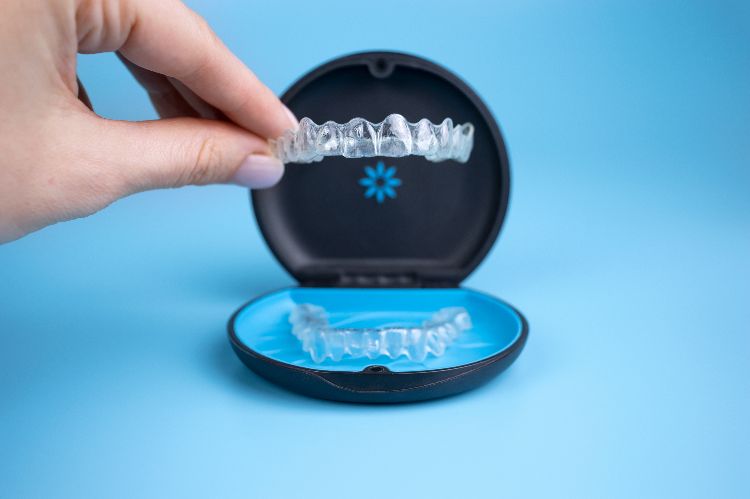 teenage with clear aligners